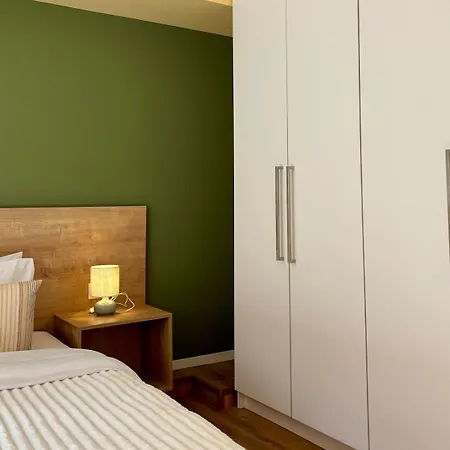 Port View 1 Bedroom With Sofa Bed Selanik