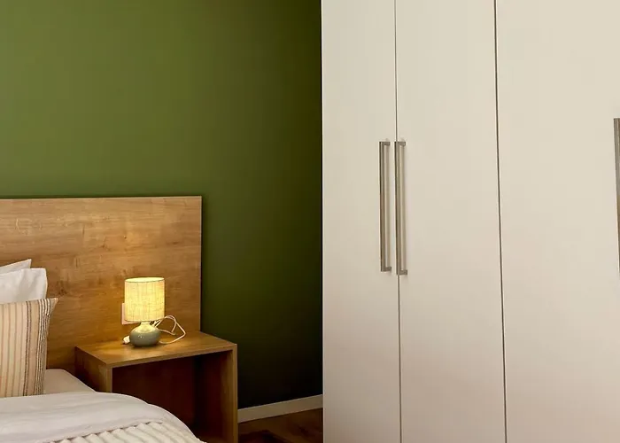 Port View 1 Bedroom With Sofa Bed Selanik