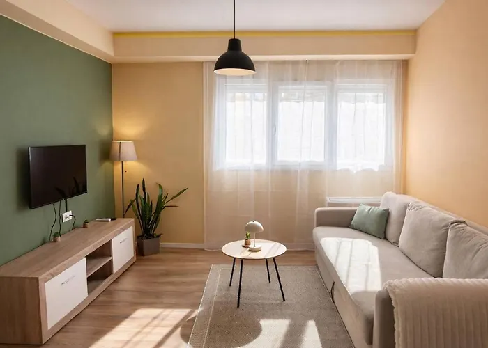 Port View 1 Bedroom With Sofa Bed Selanik